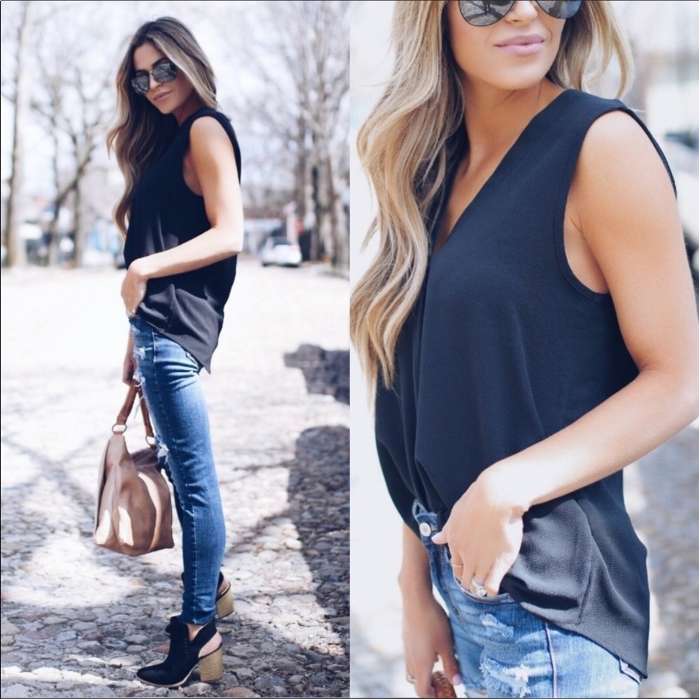 Pleated top - Picture 2 of 2